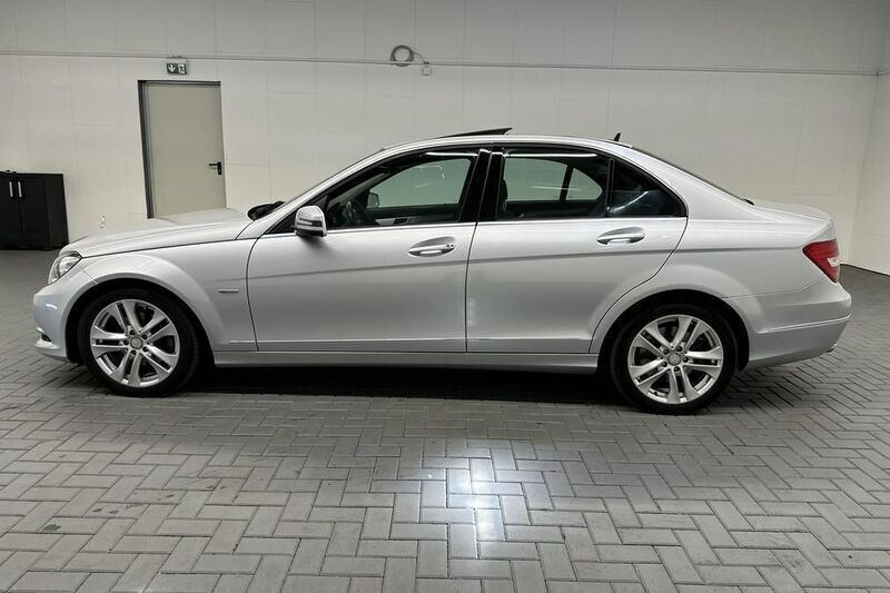 Gebraucht Mercedes C250 Avantgarde 204 PS (150 kW) 2012 Silber (iridiumsilbermet.) Limousine
