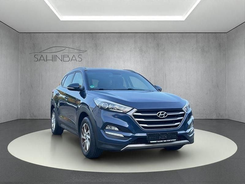 Gebraucht Hyundai Tucson Trend 141 PS (103 kW) 2017 Blau SUV