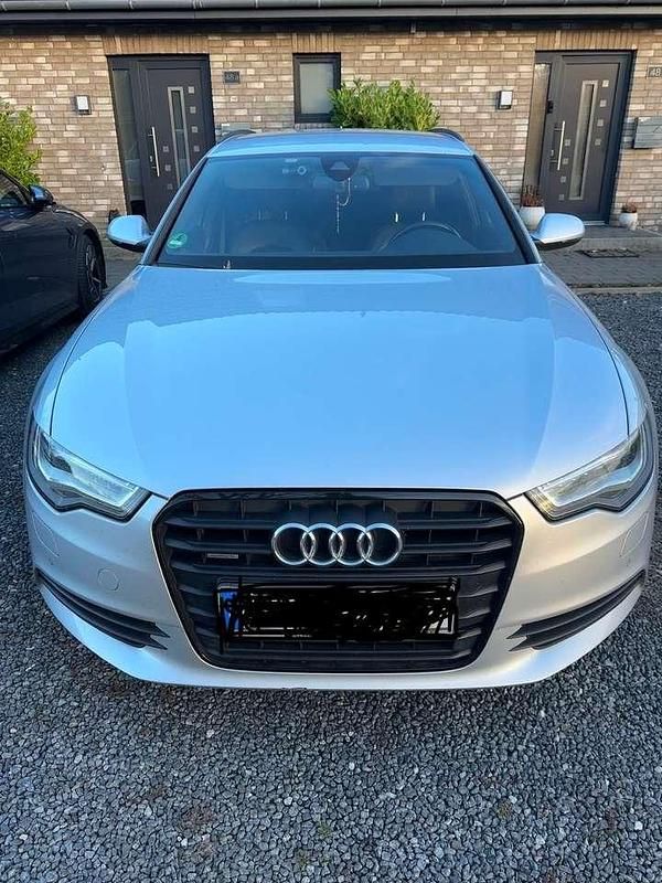 Gebraucht Audi A6 Ambiente 204 PS (150 kW) 2014 Silber Kombi