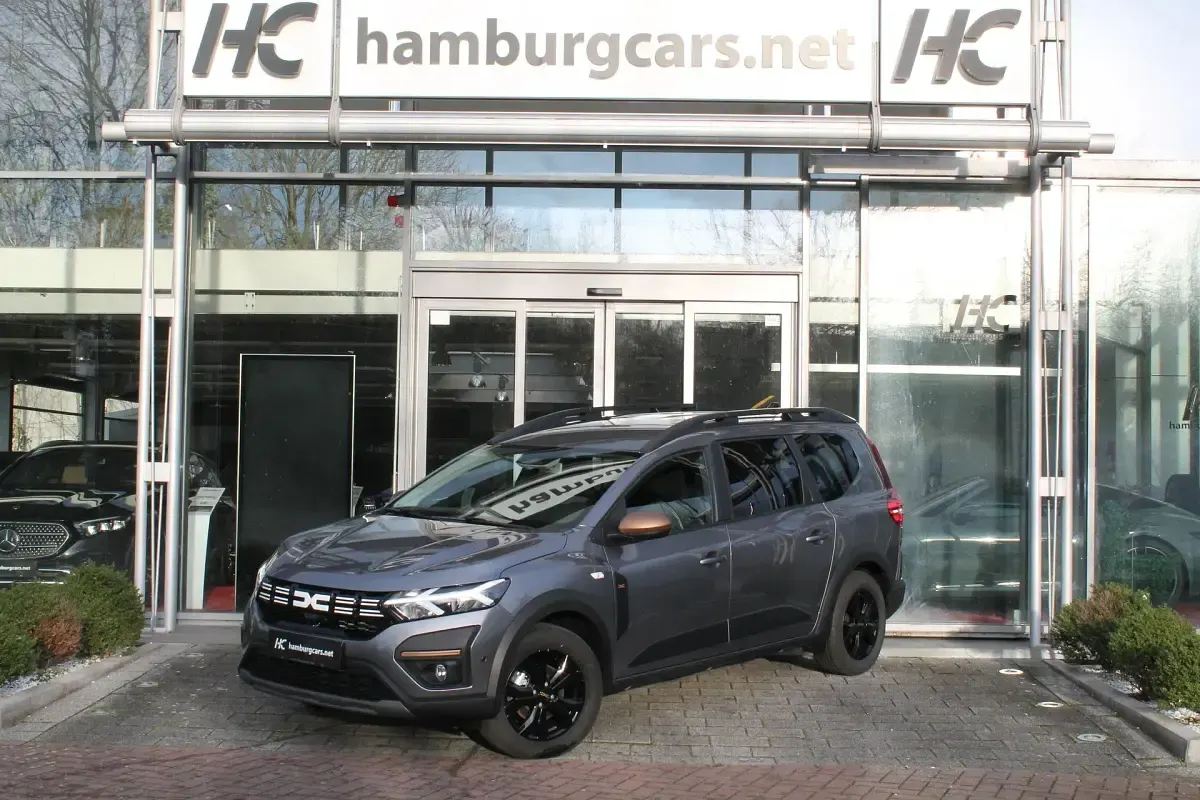 Neu Dacia Jogger Extreme 141 PS (103 kW) 2025 Dolomit grau metallic Van / Kleinbus