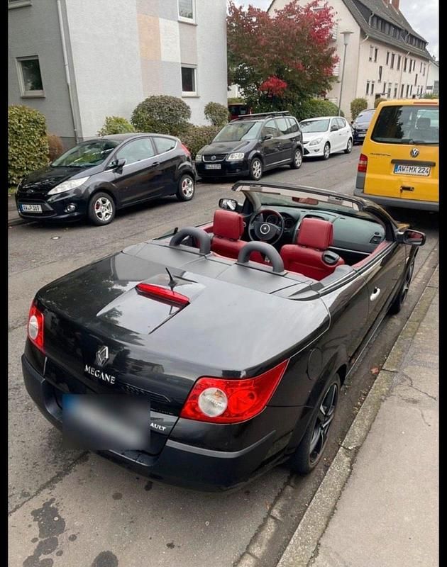Schwarz Gebraucht 2006 Renault Mégane Coupé Coupé | 1.699 € - Bild 1/4