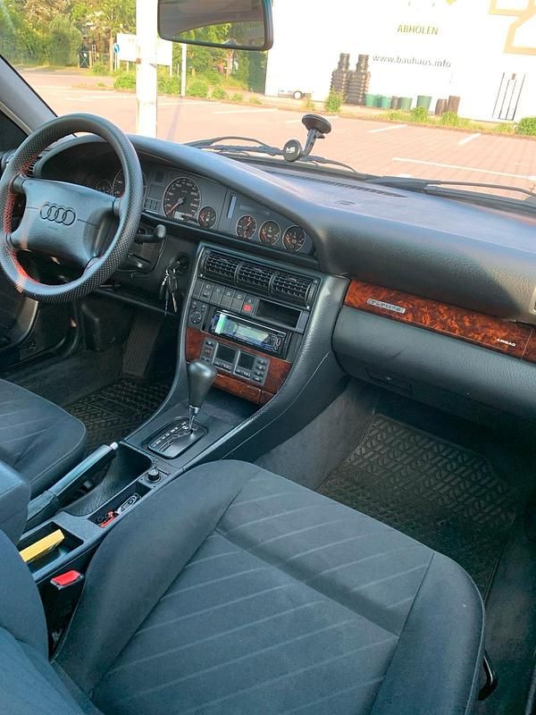 Usata Audi A6 Basis 193 CV (141 kW) 1996 Verde Berlina