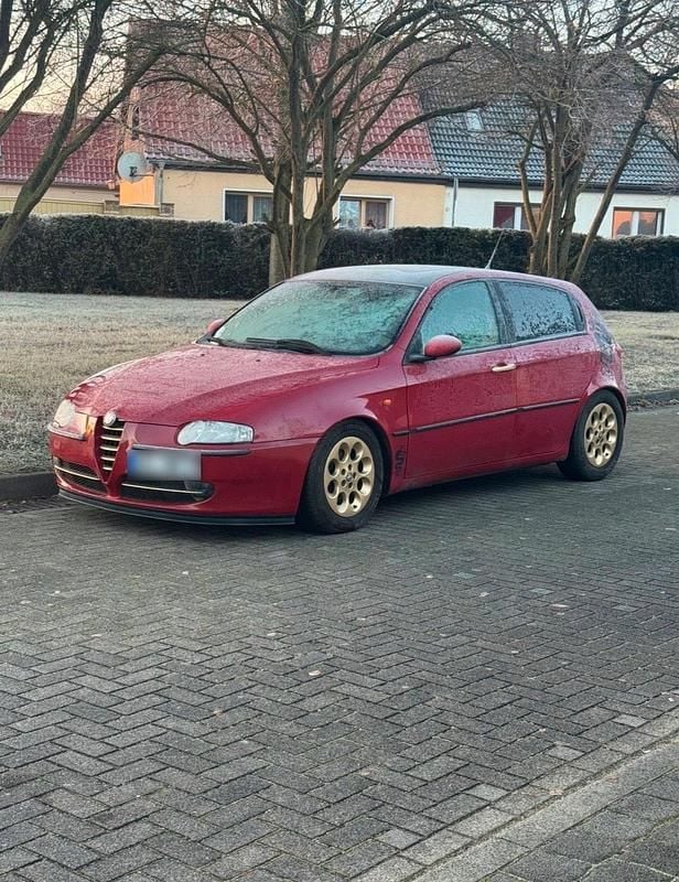 Gebraucht Alfa Romeo 147 120 PS (88 kW) 2004 Rot Kleinwagen