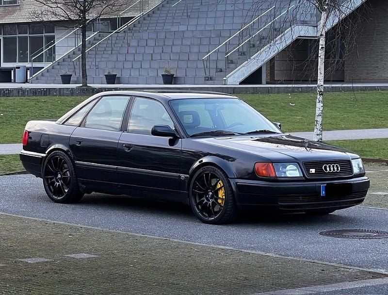 Schwarz Gebraucht 1991 Audi 100 Design Limousine | 36.500 € - Bild 1/4