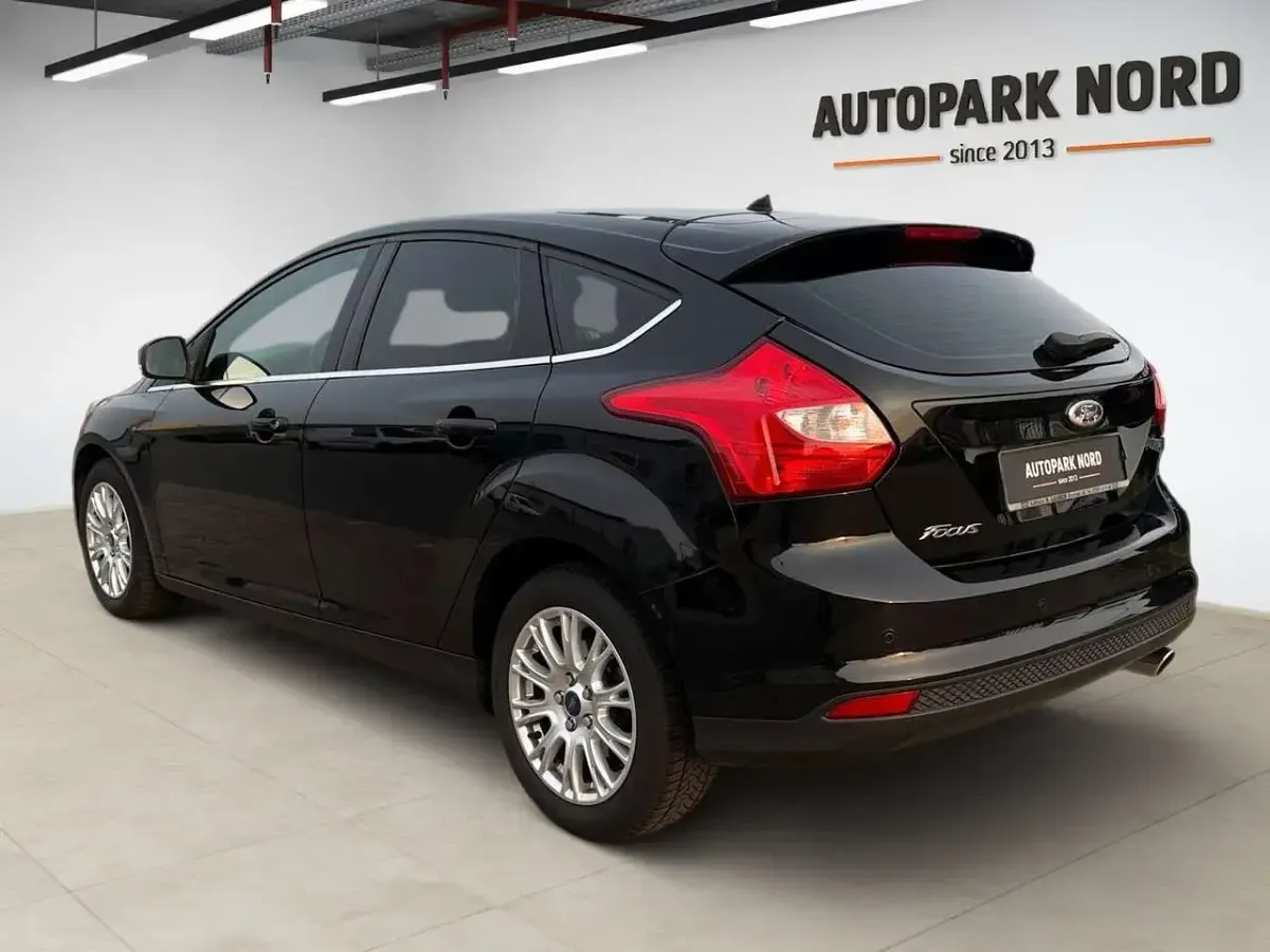 Gebraucht Ford Focus Titanium 163 PS (119 kW) 2013 Schwarz Limousine