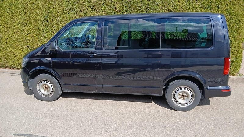 Gebraucht VW Multivan 150 PS (110 kW) 2015 Schwarz Van / Kleinbus