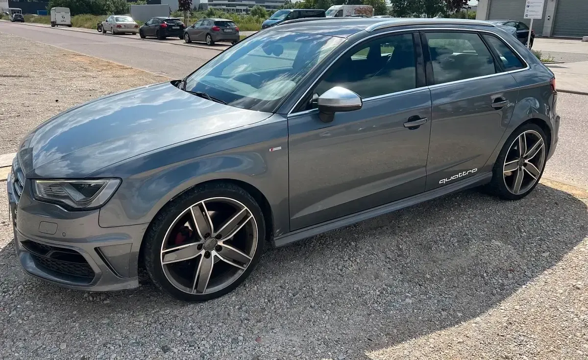 Gebraucht Audi A3 S-Line 184 PS (135 kW) 2015 Grau Kombi