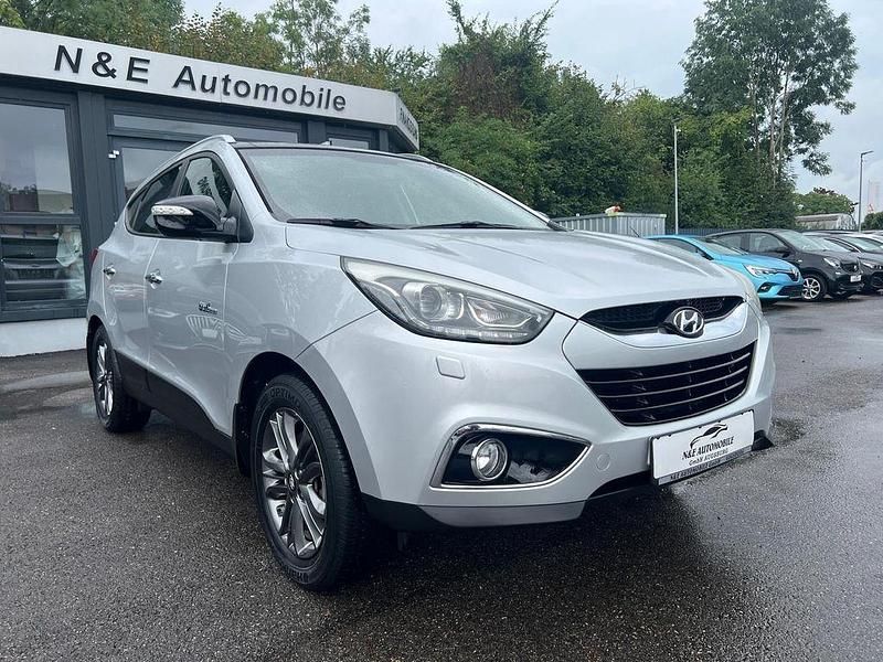 Silber Gebraucht 2015 Hyundai ix35 Trend SUV | 9.990 € (Superpreis) - Bild 1/4