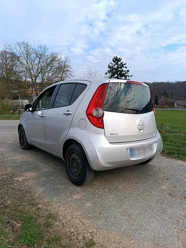 Second-hand Opel Agila 2008 Argintiu Hatchback