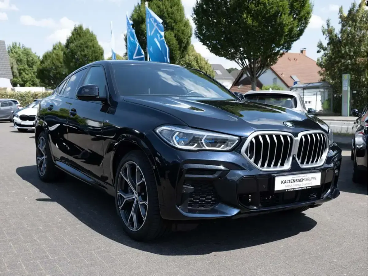 Gebraucht BMW X6 M Sport 340 PS (250 kW) 2023 Schwarz SUV
