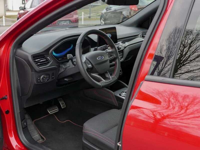 Gebraucht Ford Focus ST-Line X 150 PS (110 kW) 2020 Rot Kombi