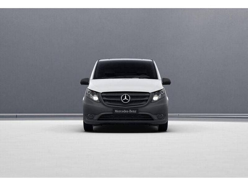 Gebraucht Mercedes Vito 163 PS (119 kW) 2020 Weiss arktikweiß Van