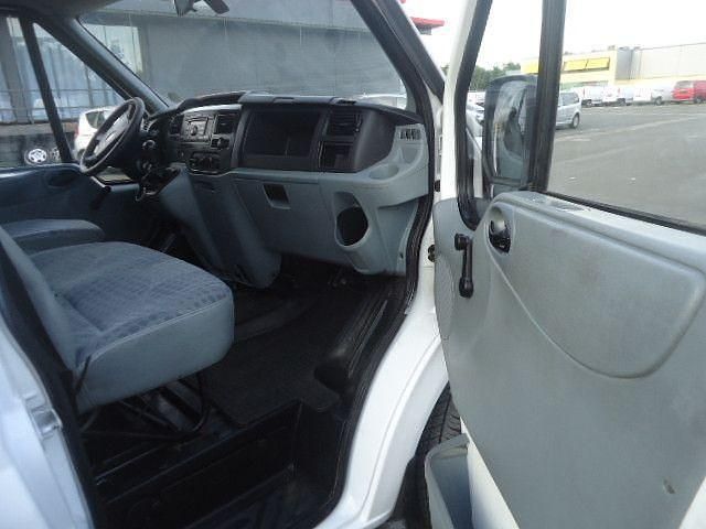 Usado Ford Transit 86 HP (63 kW) 2006 Branco Pickup