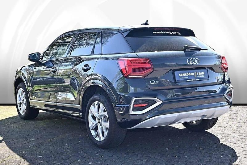 Używany Audi Q2 Advanced 116 KM (85 kW) 2025 Szary SUV