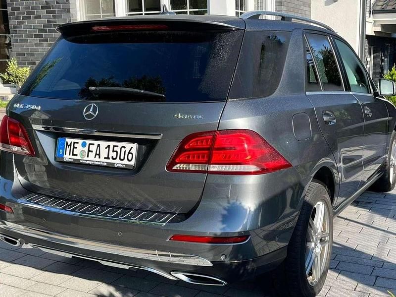 Gebraucht Mercedes GLE350 258 PS (189 kW) 2018 Grau SUV