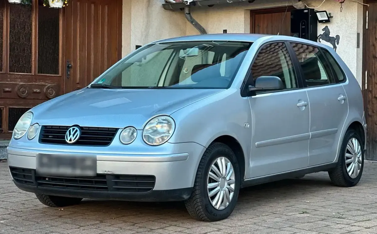 Brugt VW Polo 75 HK (55 kW) 2003 Sølv Hatchback