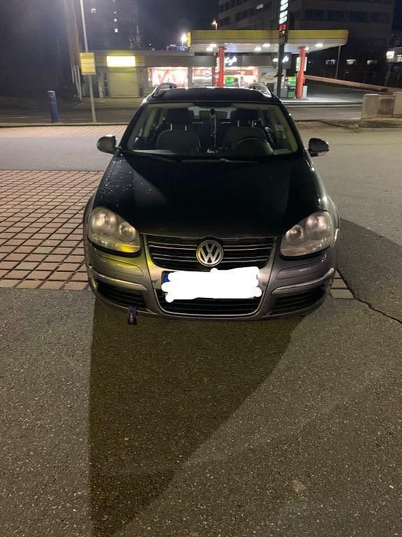 Gebraucht VW Golf VI Comfortline 105 PS (77 kW) 2009 Grau Kleinwagen