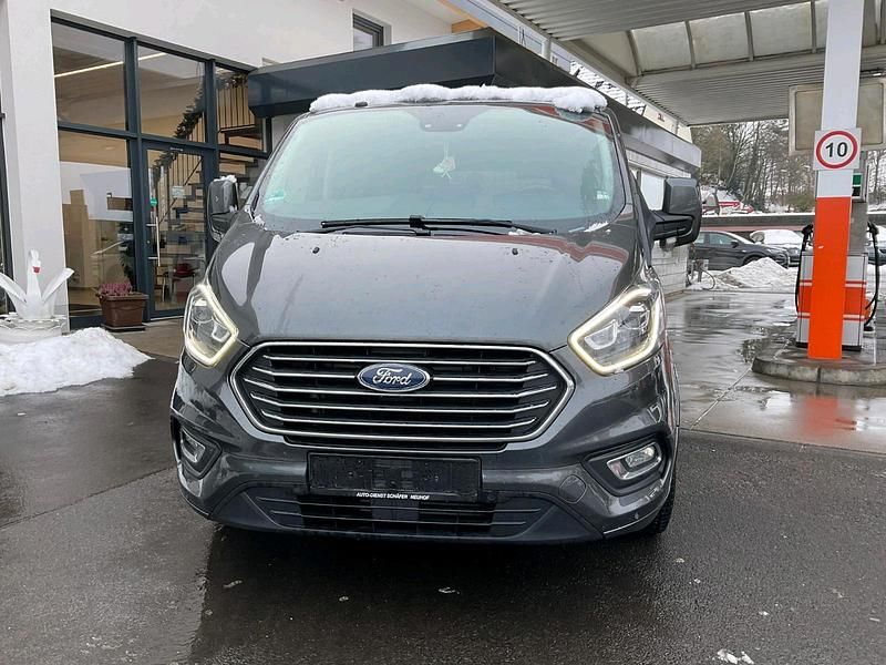 Gebraucht Ford Tourneo 170 PS (125 kW) 2018 Van / Kleinbus
