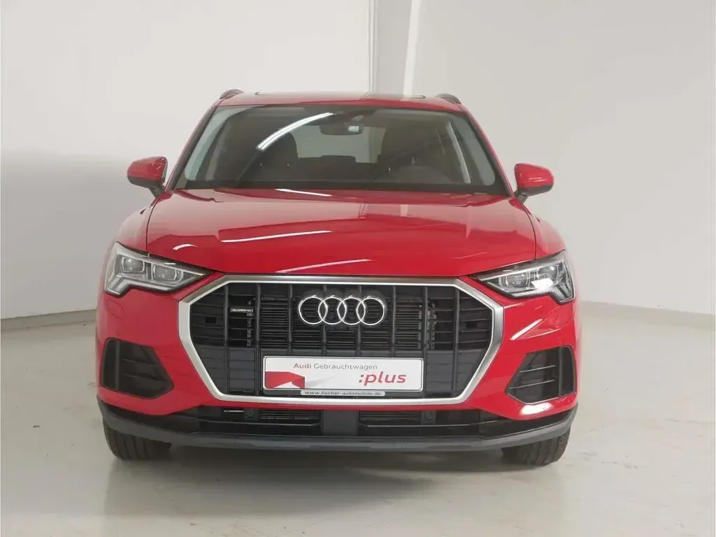 Gebraucht Audi Q3 150 PS (110 kW) 2024 Progressivrot metallic SUV