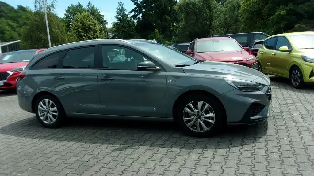 Gebraucht Hyundai i30 N Line 120 PS (88 kW) 2024 Grau Kombi