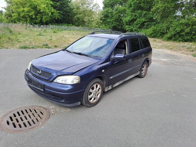Blau Gebraucht 2002 Opel Astra Kombi | 200 € (Superpreis) - Bild 1/4
