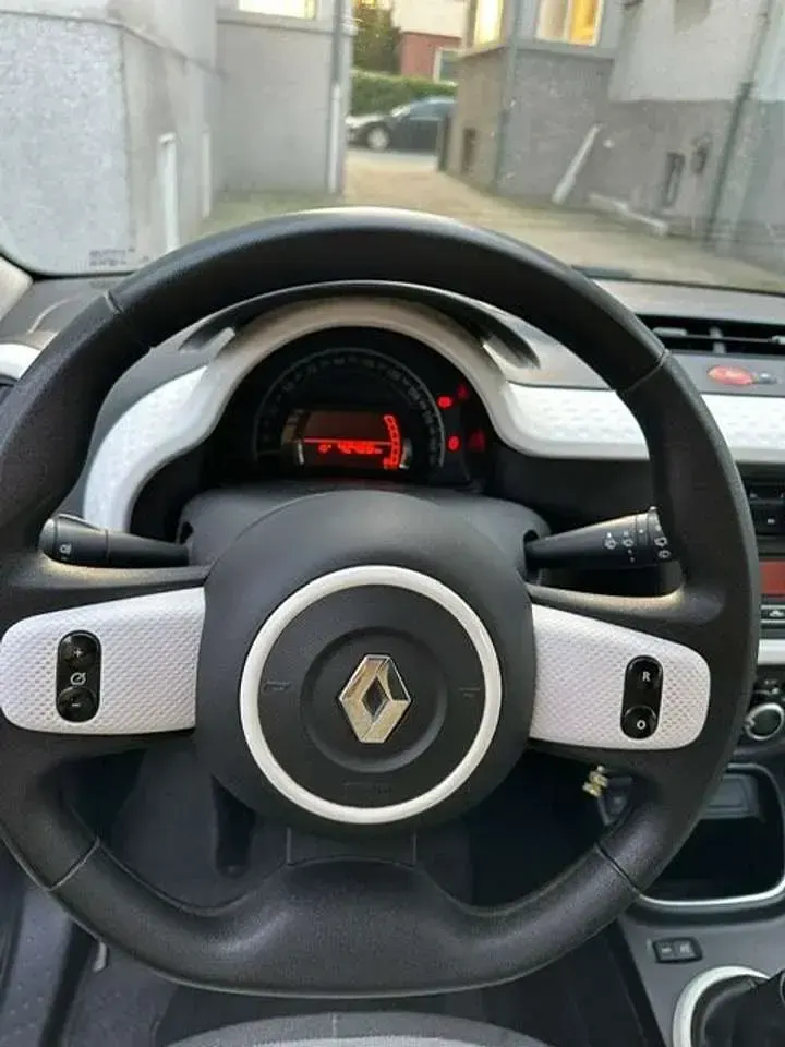 Gebraucht Renault Twingo LIMITED 73 PS (53 kW) 2020 Weiß Kleinwagen