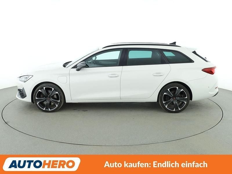 Second-hand Cupra Leon 245 CP (180 kW) 2021 Alb Break