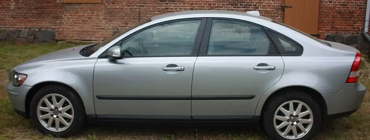Gebraucht Volvo S40 Kinetic 125 PS (91 kW) 2006 Silber Limousine