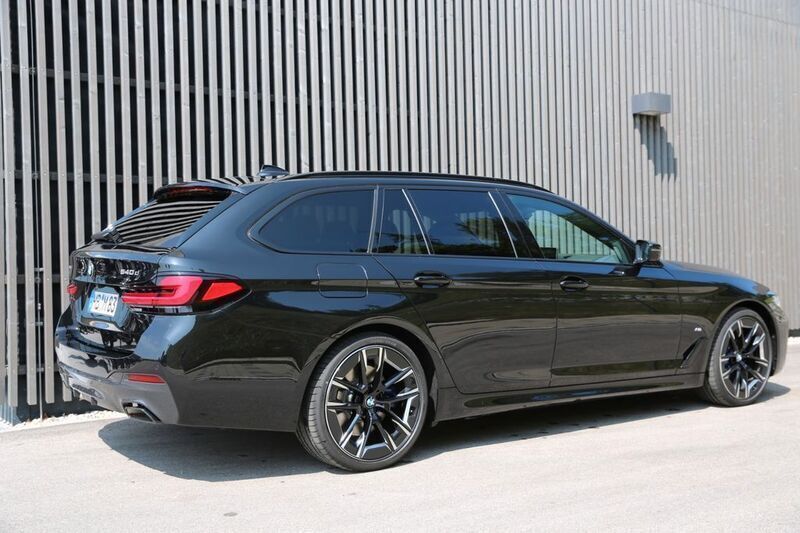 Gebraucht BMW 540 M Sport 340 PS (250 kW) 2023 Schwarz Kombi