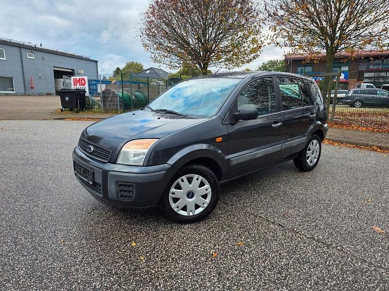 Grau Gebraucht 2007 Ford Fusion Fun X Limousine | 3.499 € (Etwas zu teuer) - Bild 1/4