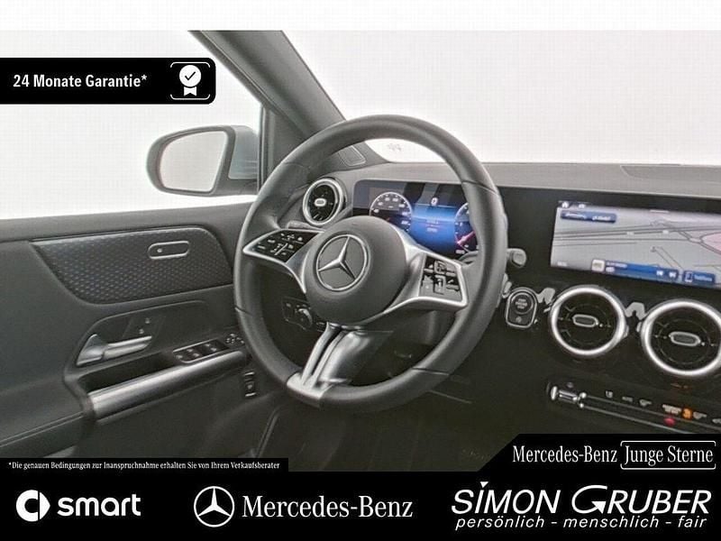 Gebraucht Mercedes B180 Progressive 116 PS (85 kW) 2025 Silber Van / Kleinbus