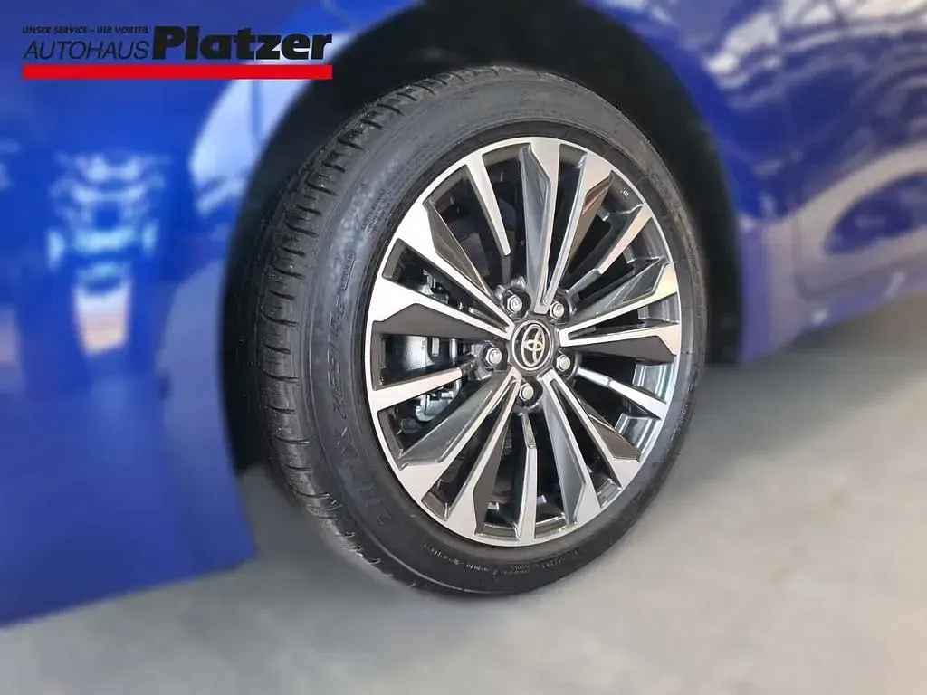 Gebraucht Toyota Corolla Hybrid Team 140 PS (102 kW) 2023 Blau Kleinwagen