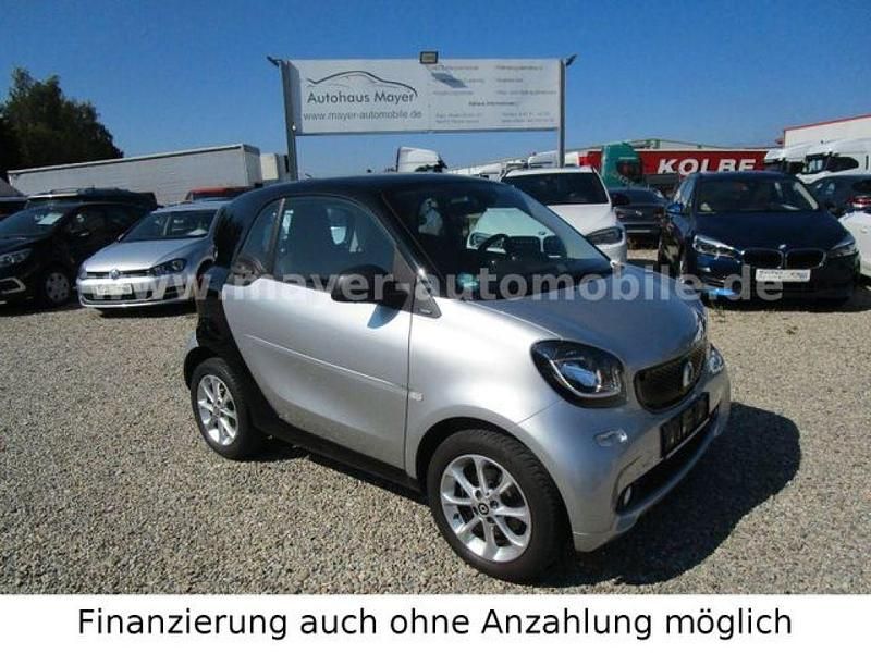 Schwarz Gebraucht 2016 Smart ForTwo Coupé Passion Coupé | 8.499 € (Fairer Preis) - Bild 1/4