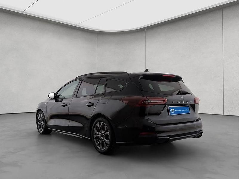 Gebraucht Ford Focus ST-Line X 155 PS (114 kW) 2024 Agate black metallic Kombi