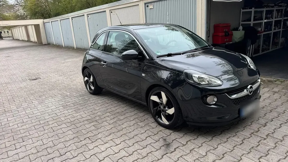 Gebraucht Opel Adam 69 PS (50 kW) 2013 Schwarz Kleinwagen