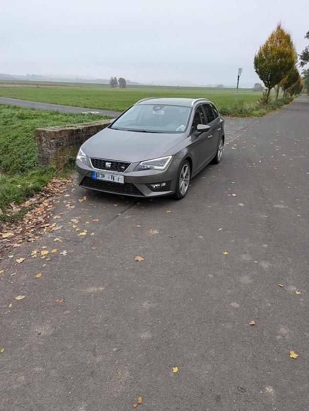 Gebraucht Seat Leon 150 PS (110 kW) 2015 Silber Kombi