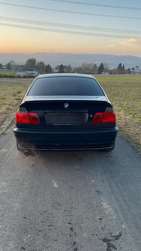 Gebraucht BMW 316 105 PS (77 kW) 2000 Blau Limousine