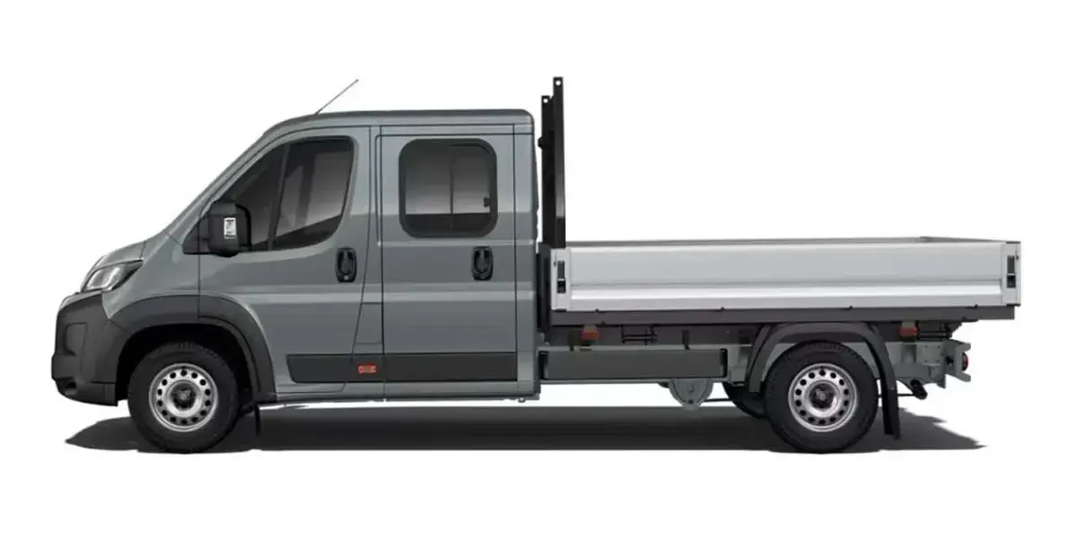 Neu Opel Movano 140 PS (102 kW) 2026 Thunder grau Van