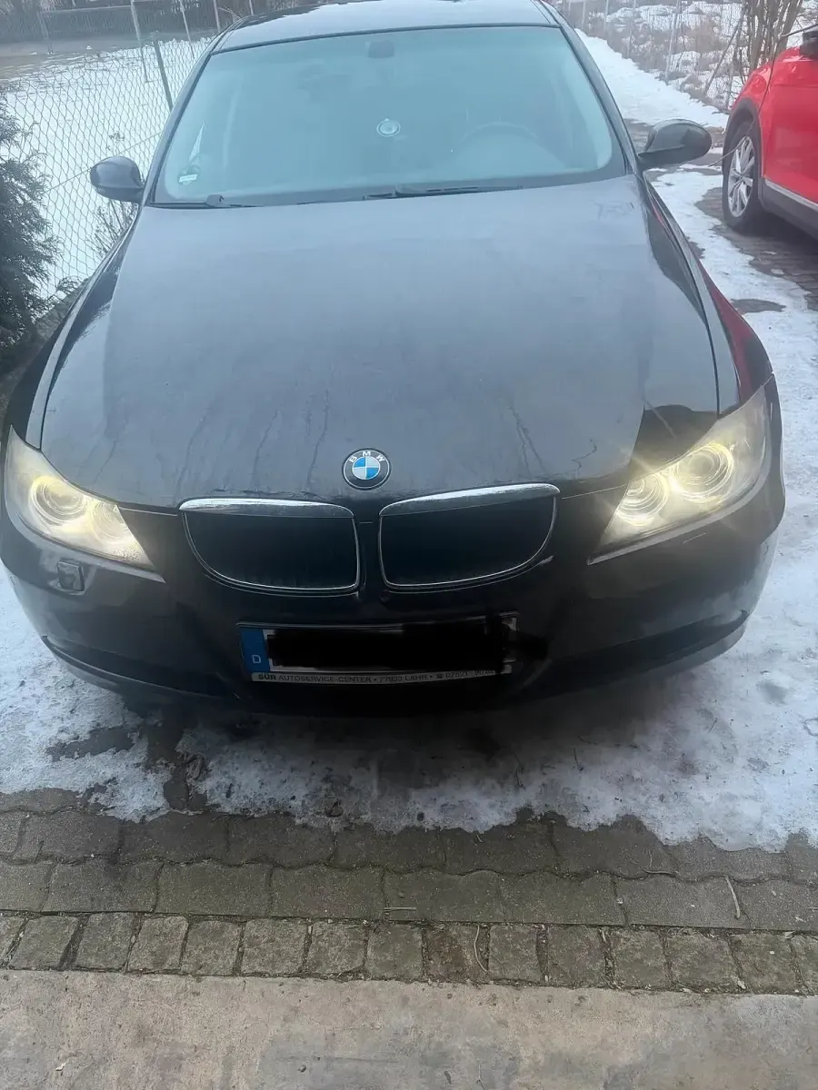 Second-hand BMW 320 170 CP (125 kW) 2008 Negru Break