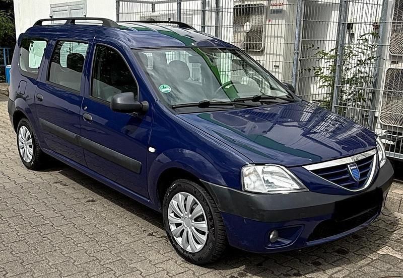 Blau Gebraucht 2008 Dacia Logan Limousine | 1.690 € (Fairer Preis) - Bild 1/4