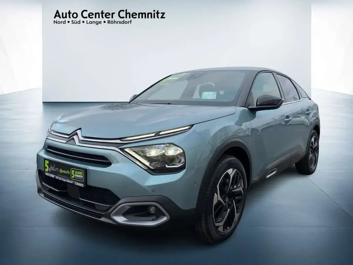 Used Citroën C4 Shine 131 HP (96 kW) 2023 Blue Sedan