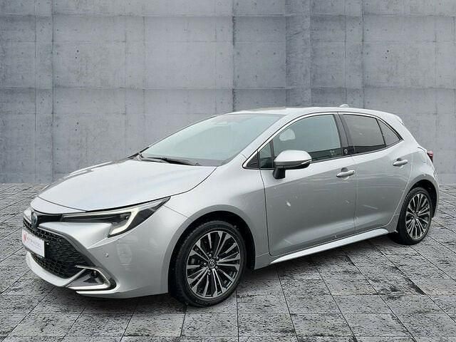 Gebraucht Toyota Corolla Team 140 PS (102 kW) 2023 Silber Limousine