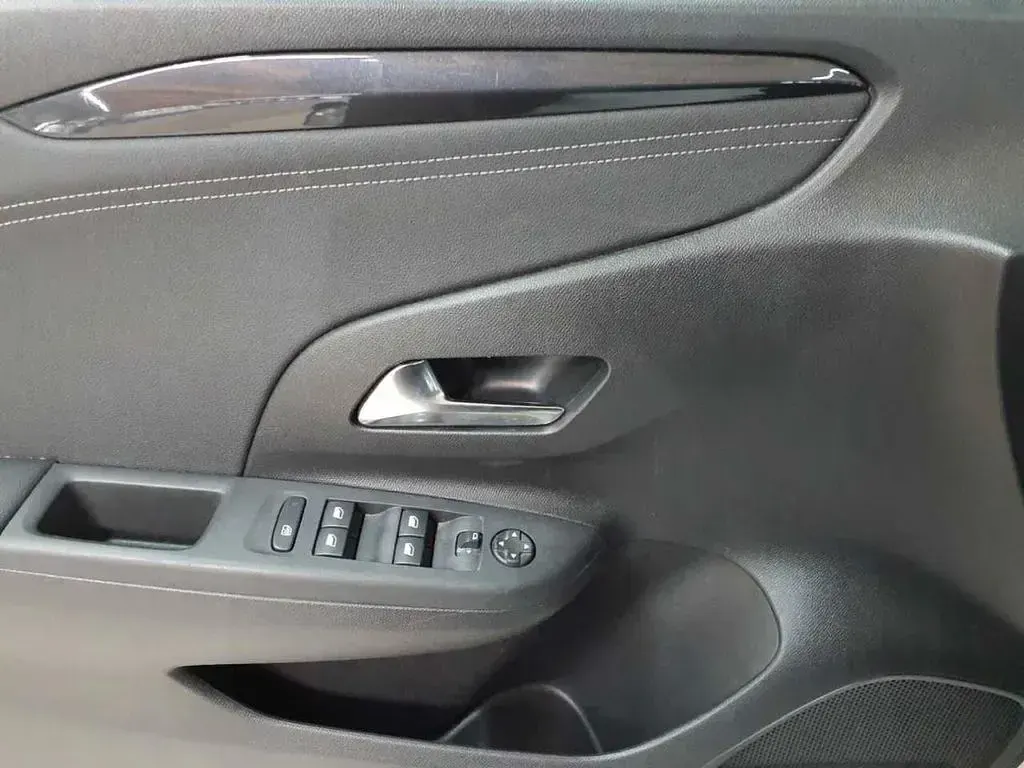 Gebraucht Opel Corsa Elegance 75 PS (55 kW) 2023 Weiß Kleinwagen