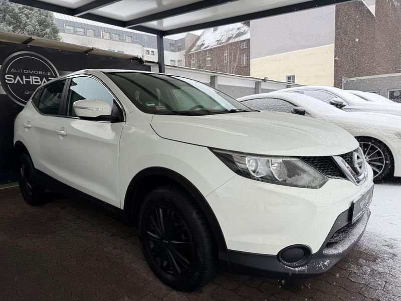 Gebraucht Nissan Qashqai Visia 116 PS (85 kW) 2014 Weiß SUV