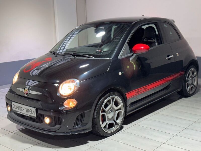 Schwarz Gebraucht 2015 Abarth 595 Custom Kleinwagen | 11.470 € (Fairer Preis) - Bild 1/4