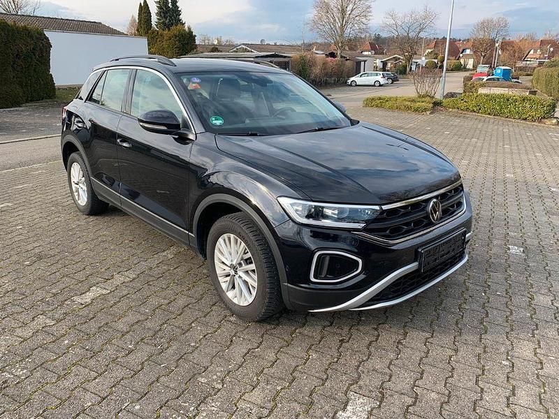 Gebraucht VW T-Roc Life 150 PS (110 kW) 2022 Schwarz SUV