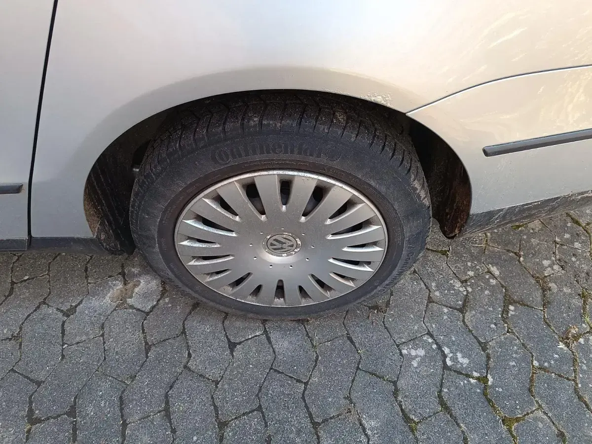 Usata VW Passat 140 CV (102 kW) 2007 Grigio Station wagon