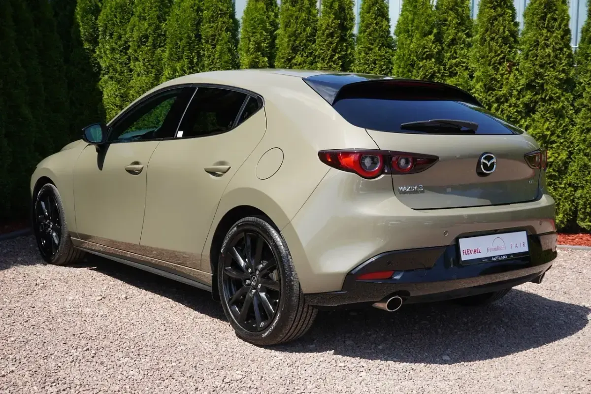 Gebraucht Mazda 3 Nagisa 122 PS (89 kW) 2024 Braun
