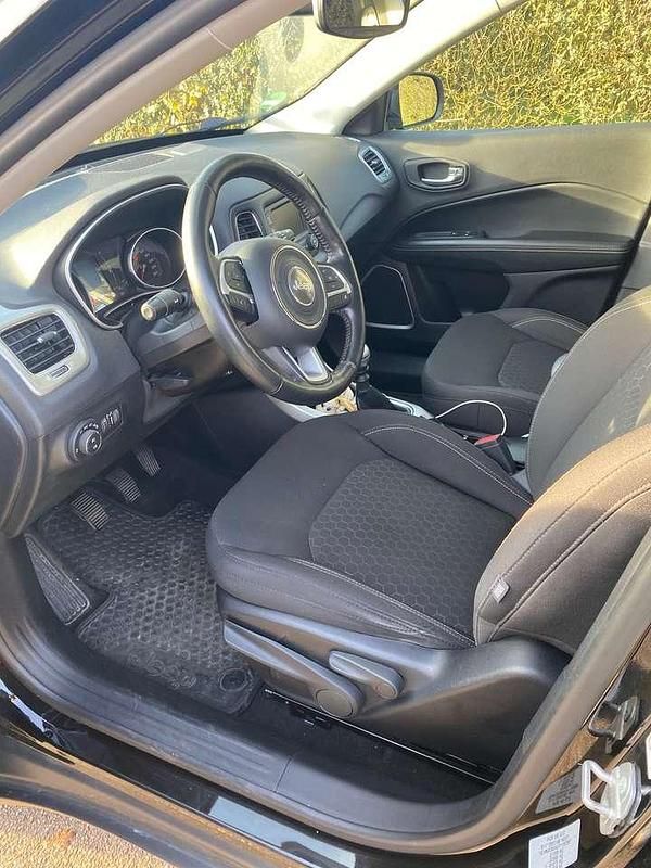 Gebraucht Jeep Compass Longitude 120 PS (88 kW) 2018 Schwarz SUV