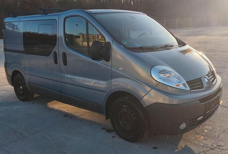 Gebraucht Renault Trafic 114 PS (83 kW) 2007 Grau Van / Kleinbus